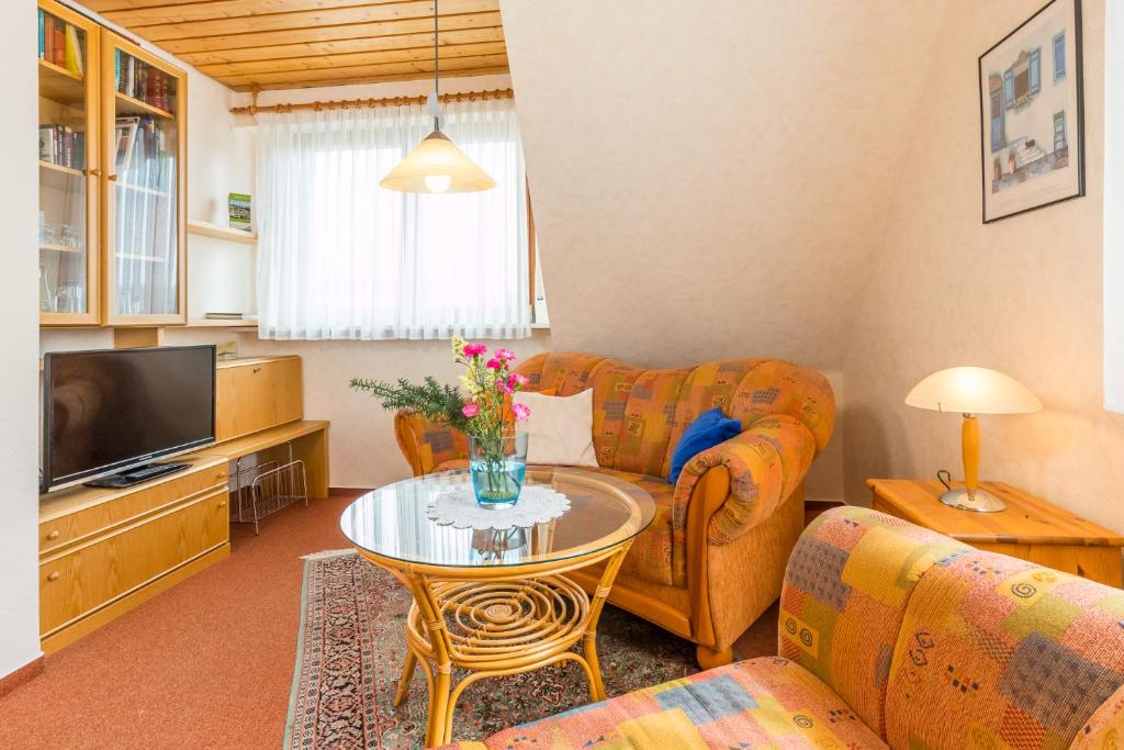 Ferienwohnung Apollonia Falow room 6